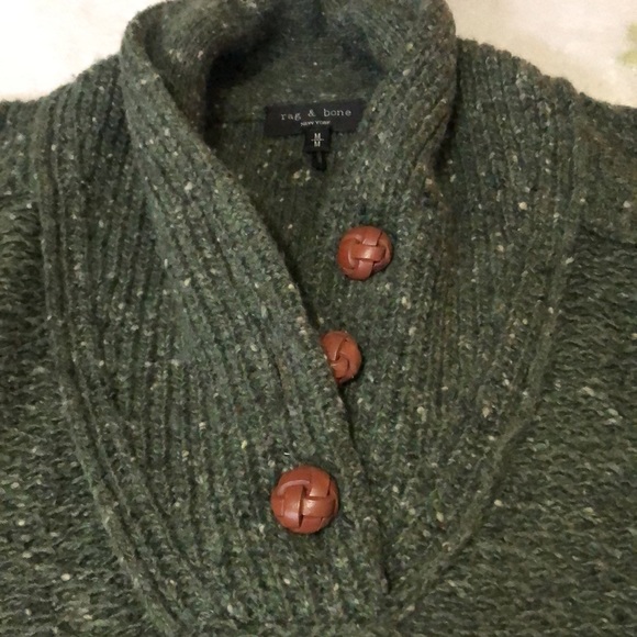 Rag & bone gorgeous knit sweater! Great leather woven buttons. Big puff sleeves! - Picture 3 of 7